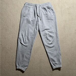 GYMSHARK REST DAY ESSENTIAL JOGGERS